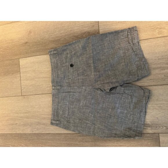 Banana Republic Chino Short Mens 32 Gray Straight Leg Flat Front Slash Pockets - Picture 6 of 6